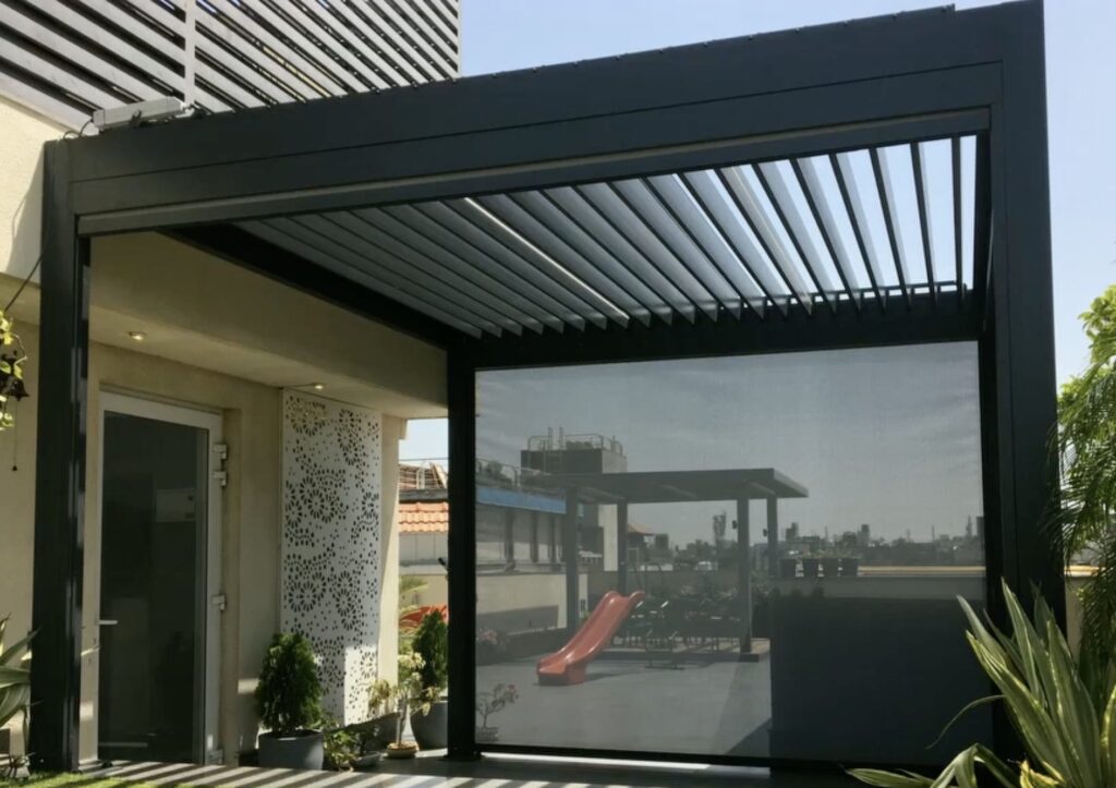 Motorized porch